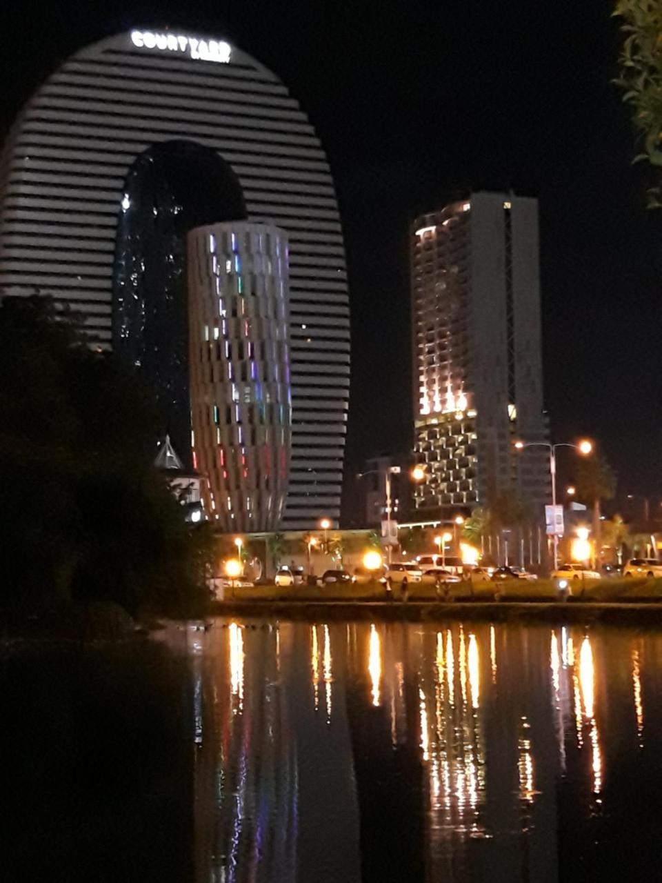 Mari Apartment Batumi Luaran gambar