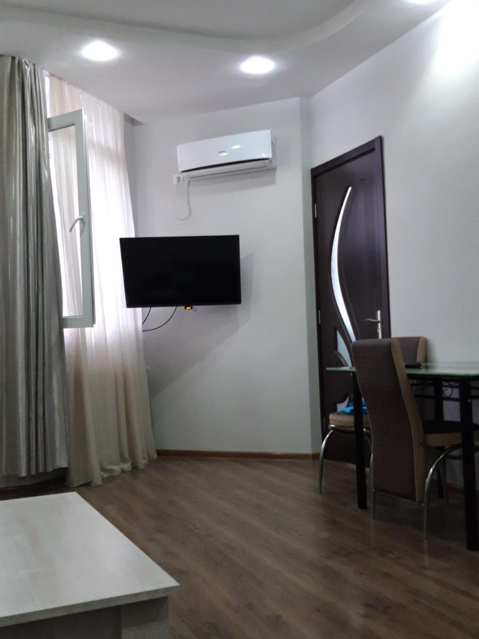 Mari Apartment Batumi Luaran gambar